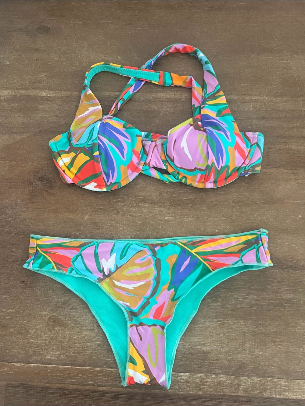 Tropical Print Underwire Bikini Set in Teal and Multicolor